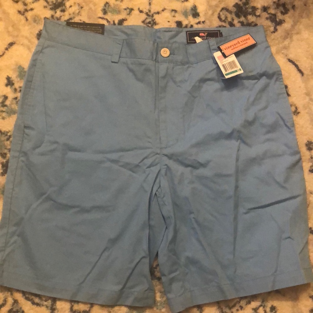 NWT Vineyard vines Classic fit 9” club short